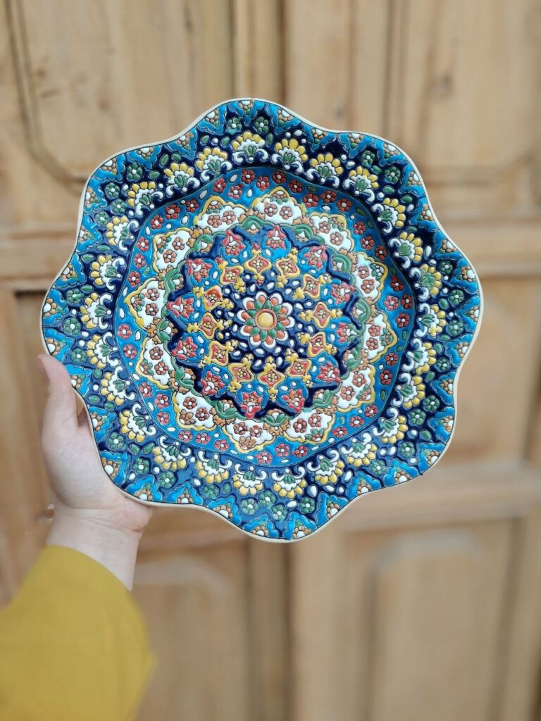 قندان سفالی میناکاری سه‌پایه (طرح گل رنگی)